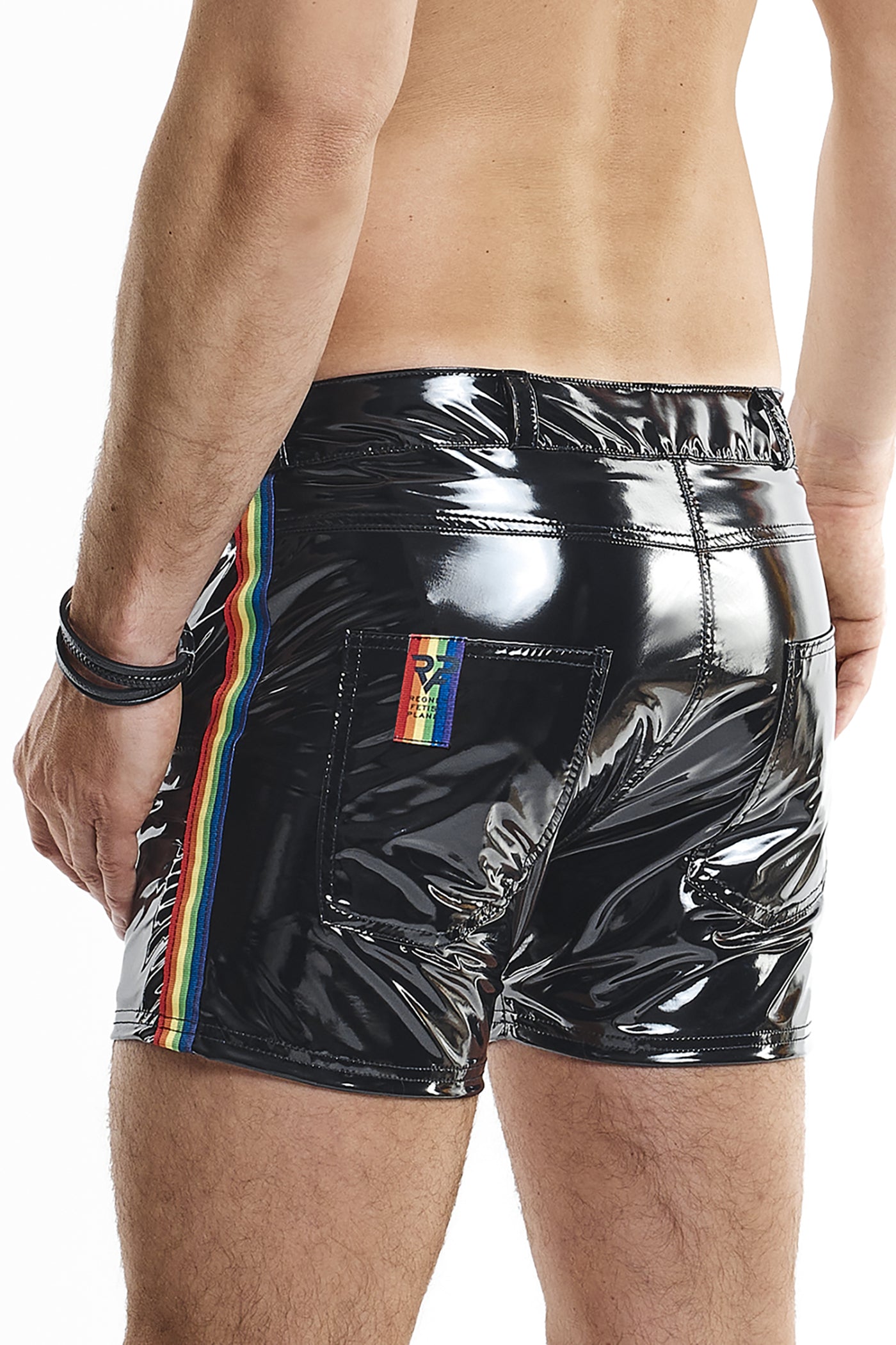RFP Herren-Shorts aus dehnbarem Lackleder