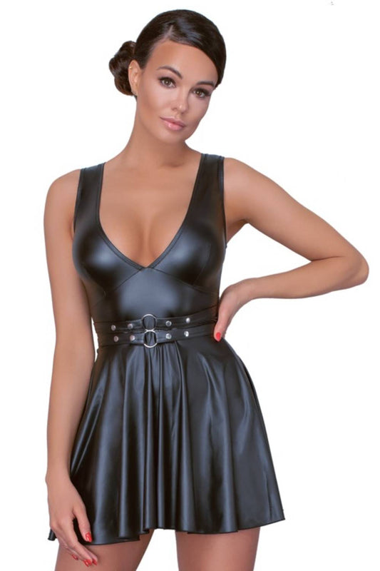 Mattes Wetlook-Ausgestelltes Kleid
