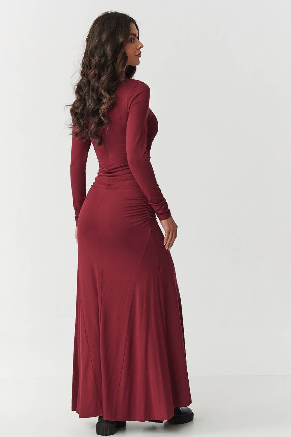 Bordeauxrotes Maxikleid