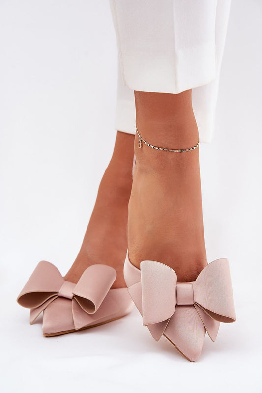 Roze open hiel pumps met strik en 8 cm hak van Sassymania – elegante satijnen naaldhakken voor dames