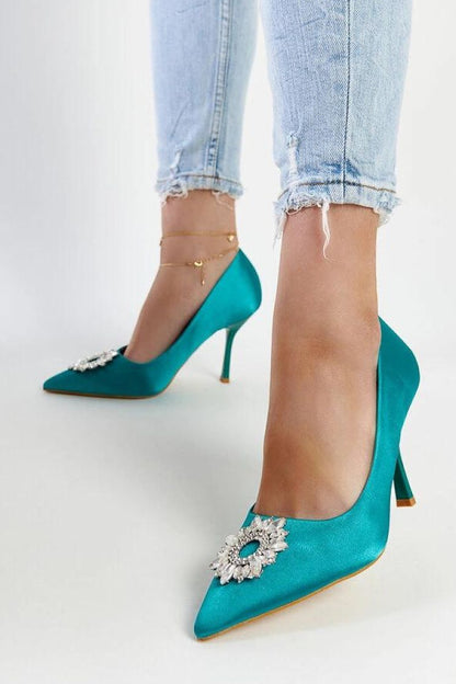 Turquoise satijnen pumps met zirkonia en 8,5 cm hak van Sassymania – elegante naaldhakken voor dames