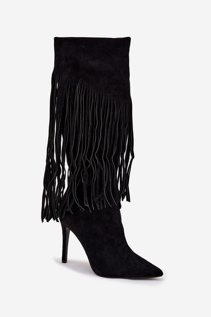 Zwarte dameslaarzen van imitatiesuède met franjes en slanke hak – elegante boho laarzen met spitse neus.