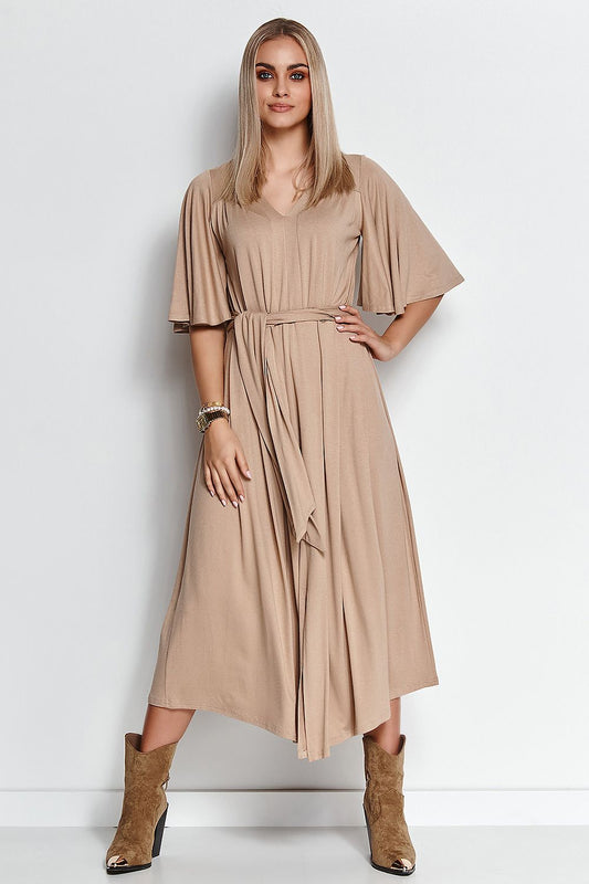 Lange gedrapeerde jurk met vlindermouwen beige