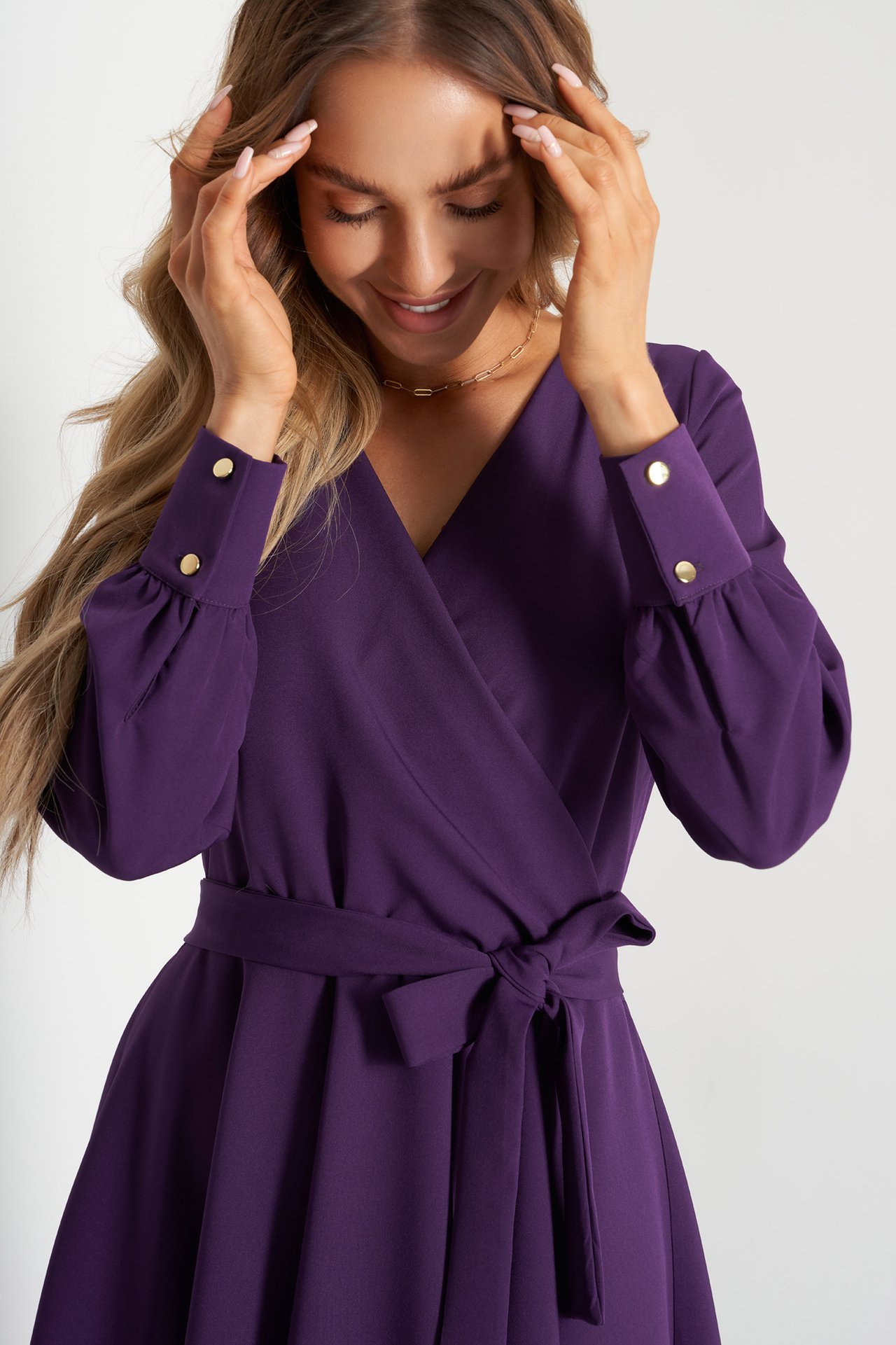 Lange mouwen uitlopende jurk violet