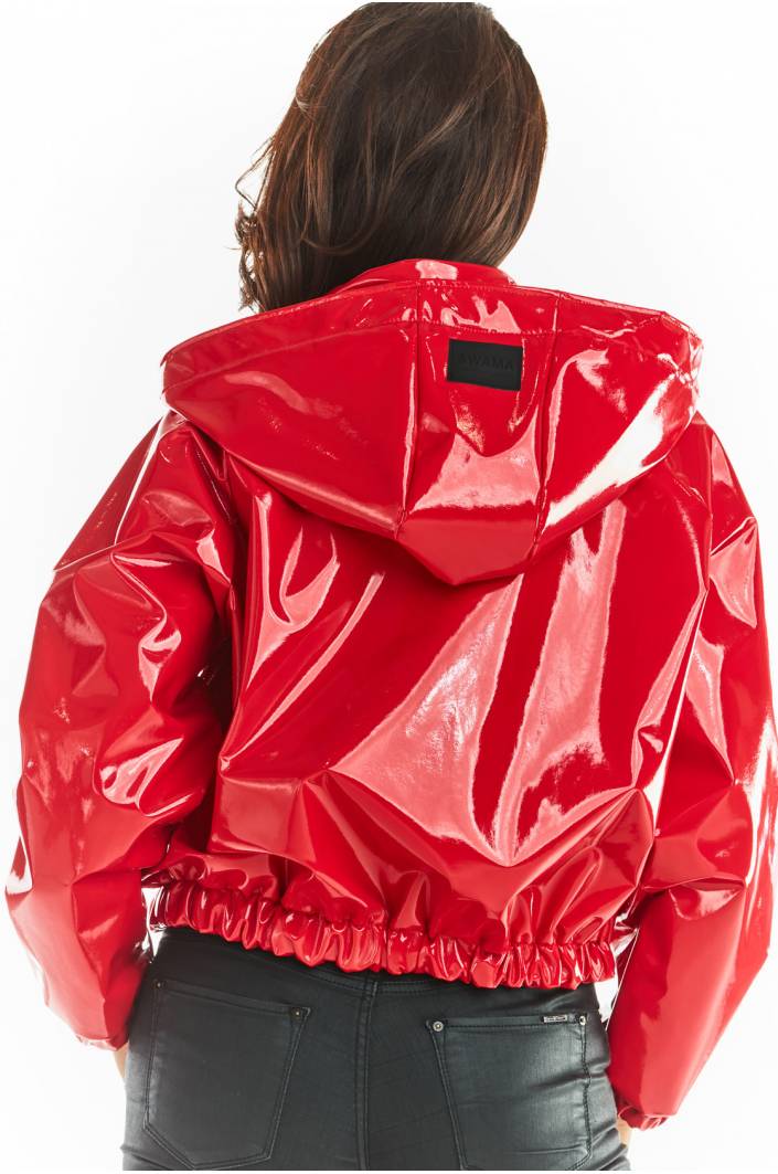 Modieuze vinyl kort jasje met capuchon red